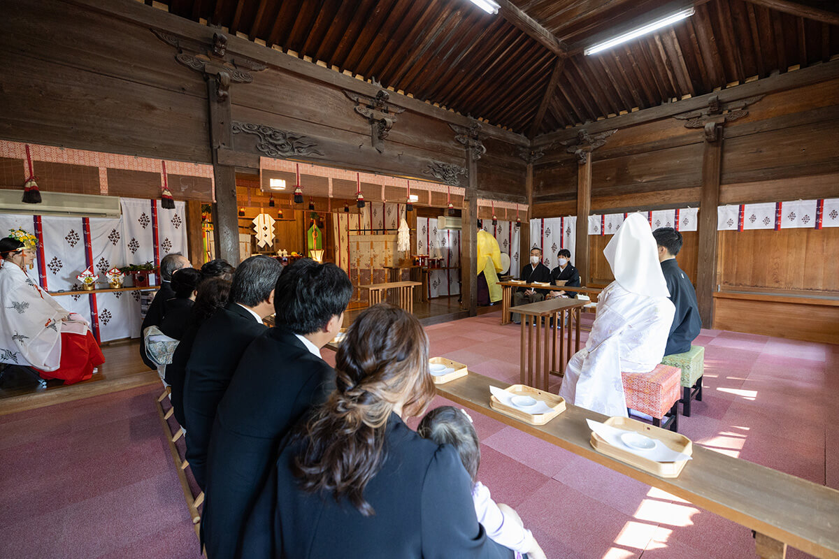 健軍神社で挙げられたお客様の結婚式写真03