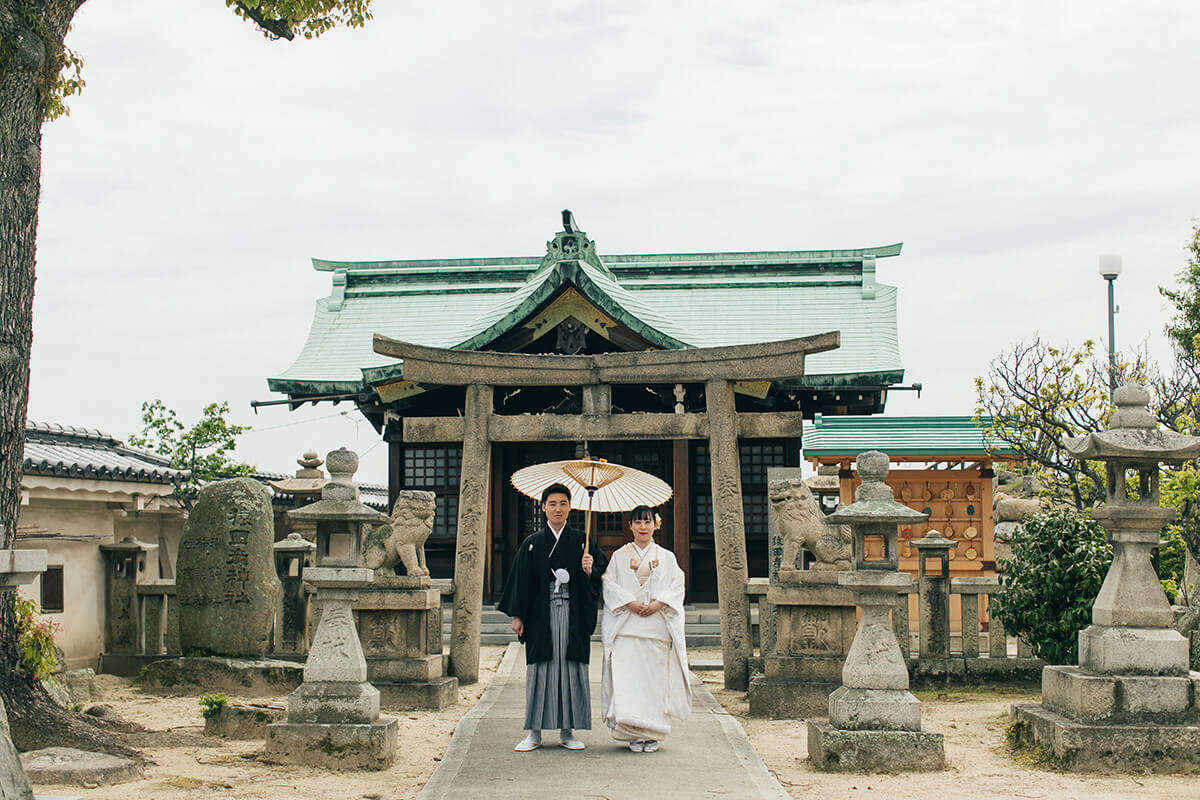 今治城内鎮座 吹揚神社で挙げられたお客様の結婚式写真