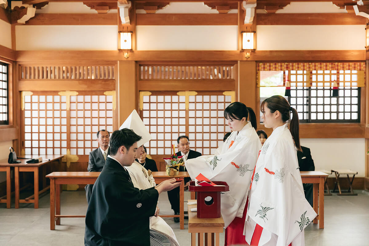 今治城内鎮座 吹揚神社で挙げられたお客様の結婚式写真07