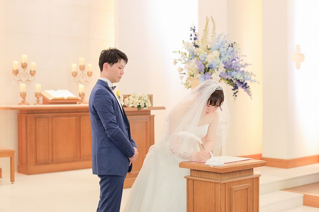 ANAクラウンプラザホテル松山　結婚式　結婚証明書サイン