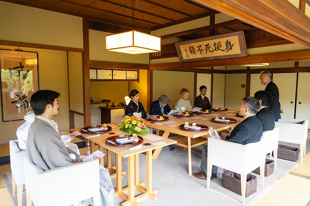 道後うめ乃や　セレモニー後にお世話になった方からのお祝いのお言葉をいただきます