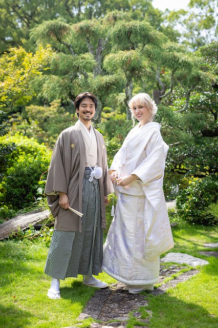 道後うめ乃や　紋服袴と白無垢姿　日本の伝統衣裳に身を包んだ記念の撮影