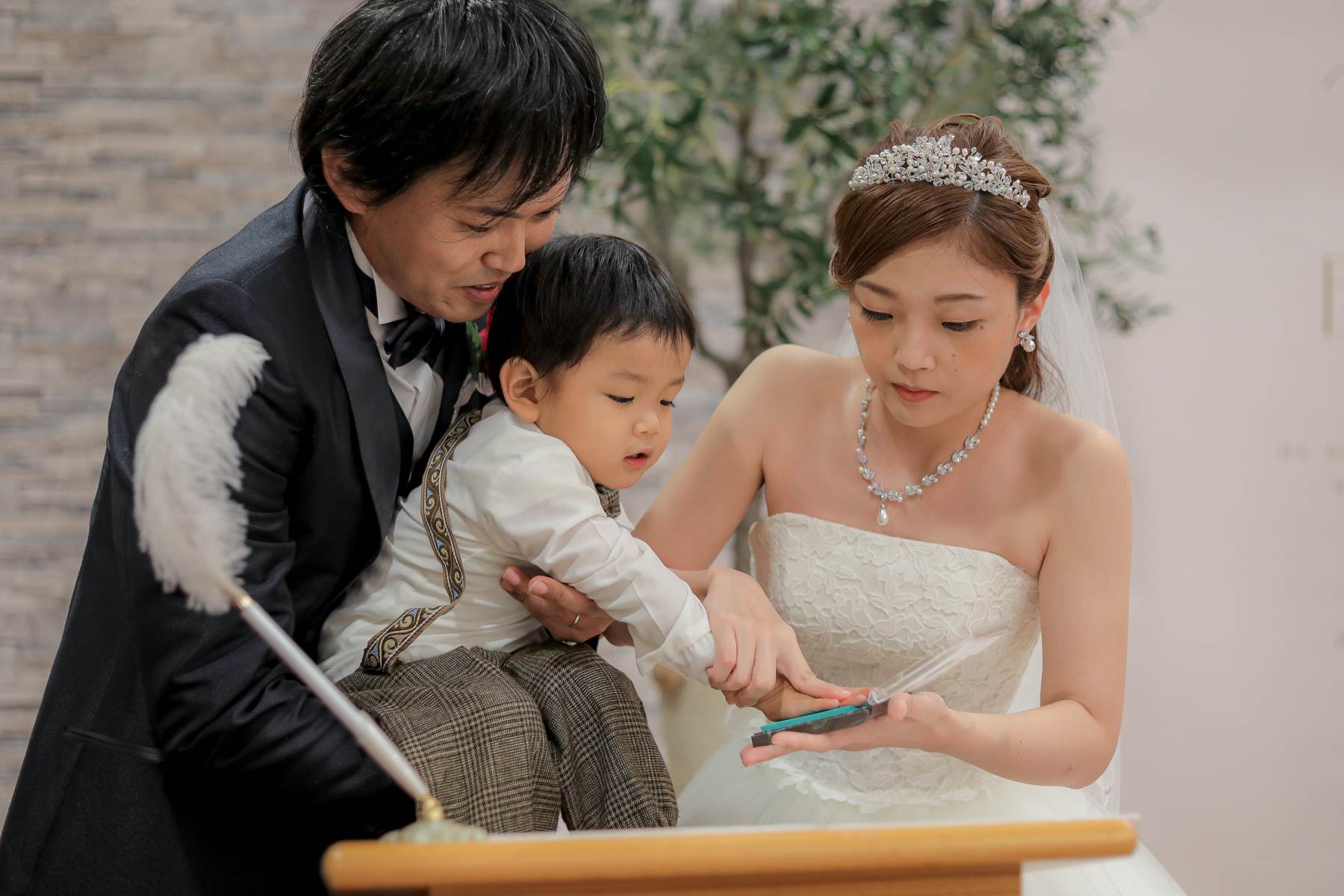 結婚証明書に手形署名
