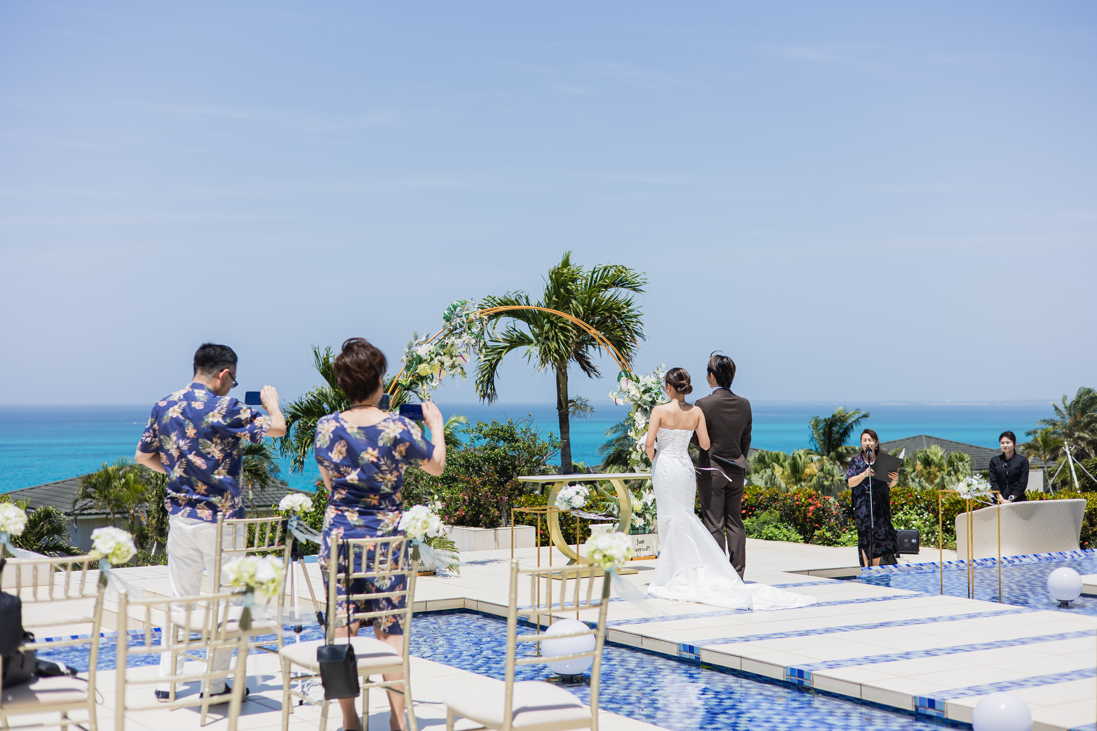 宮古島来間リゾートシーウッドホテルで挙げられたお客様の結婚式写真12