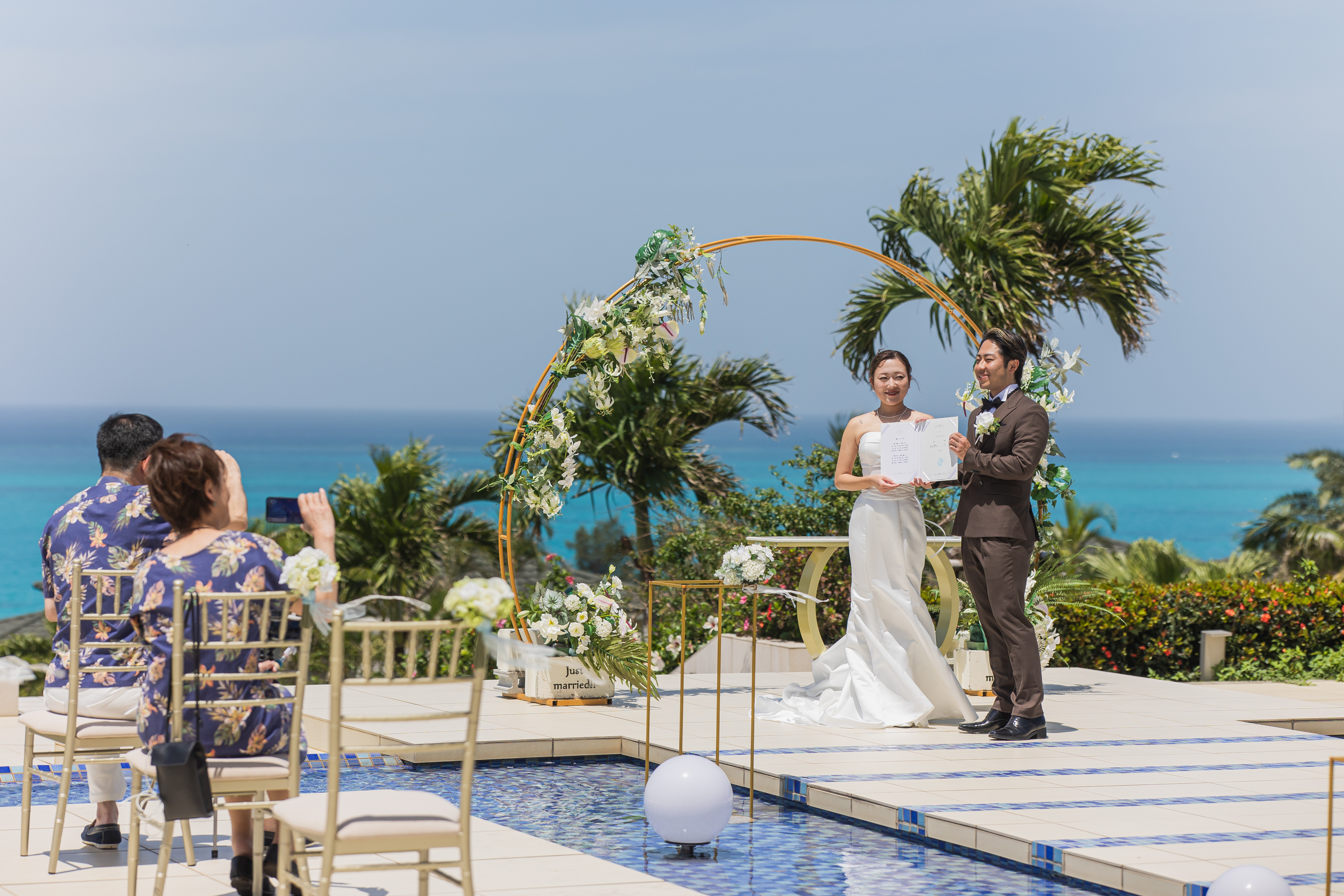 宮古島来間リゾートシーウッドホテルで挙げられたお客様の結婚式写真13