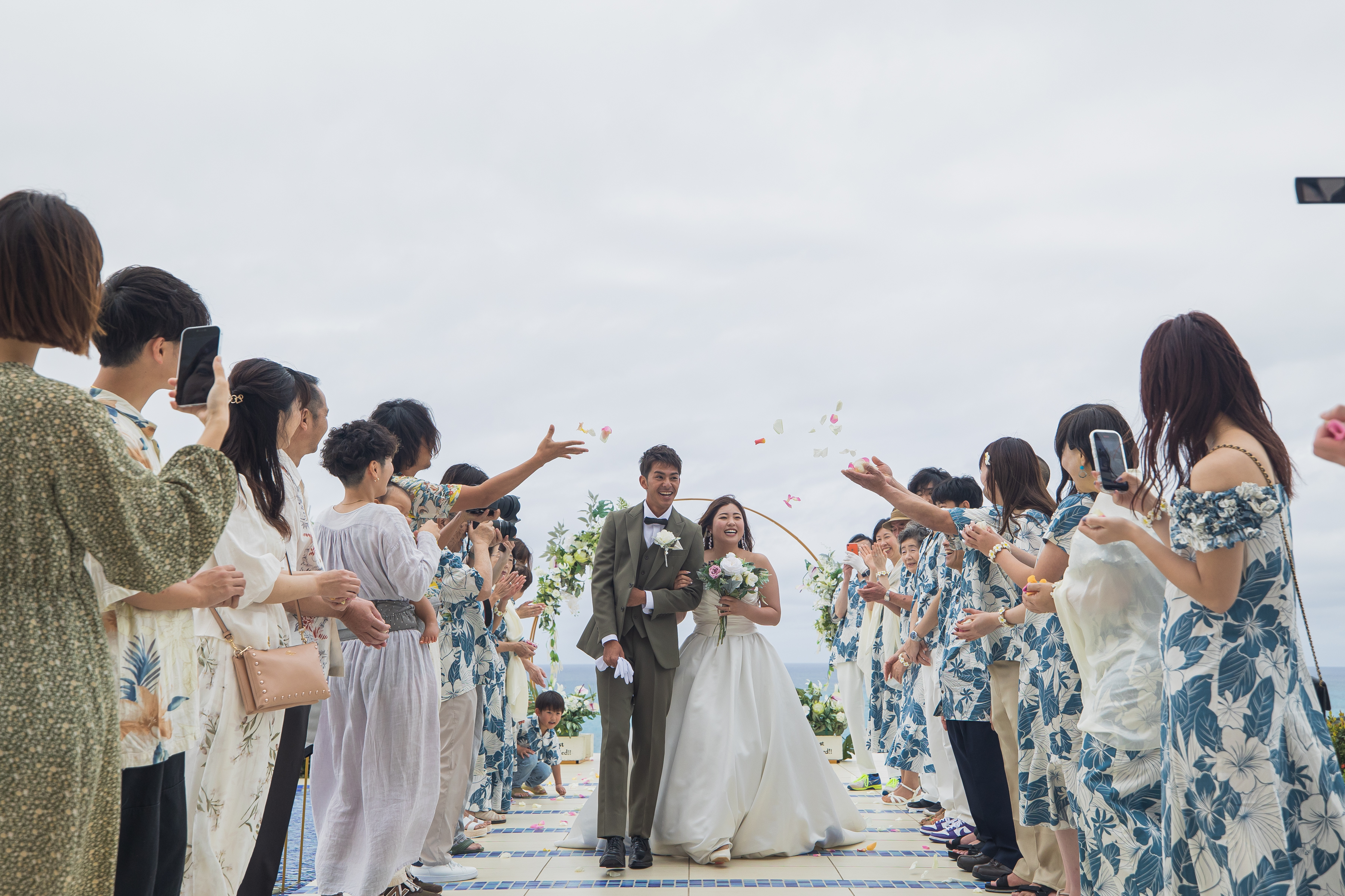 宮古島来間リゾートシーウッドホテルで挙げられたお客様の結婚式写真13