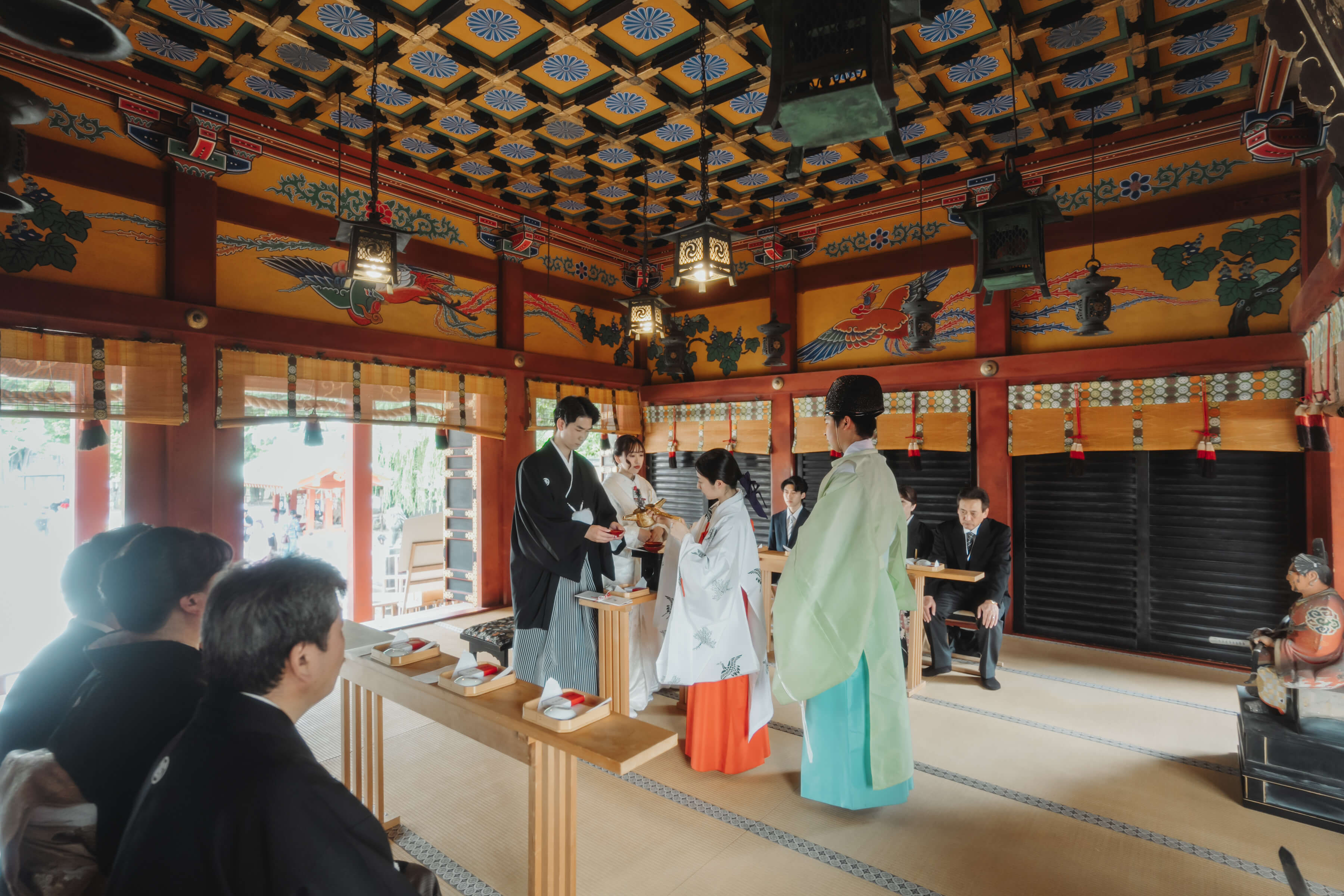 浅草神社でご結婚式を挙げられた新郎新婦様