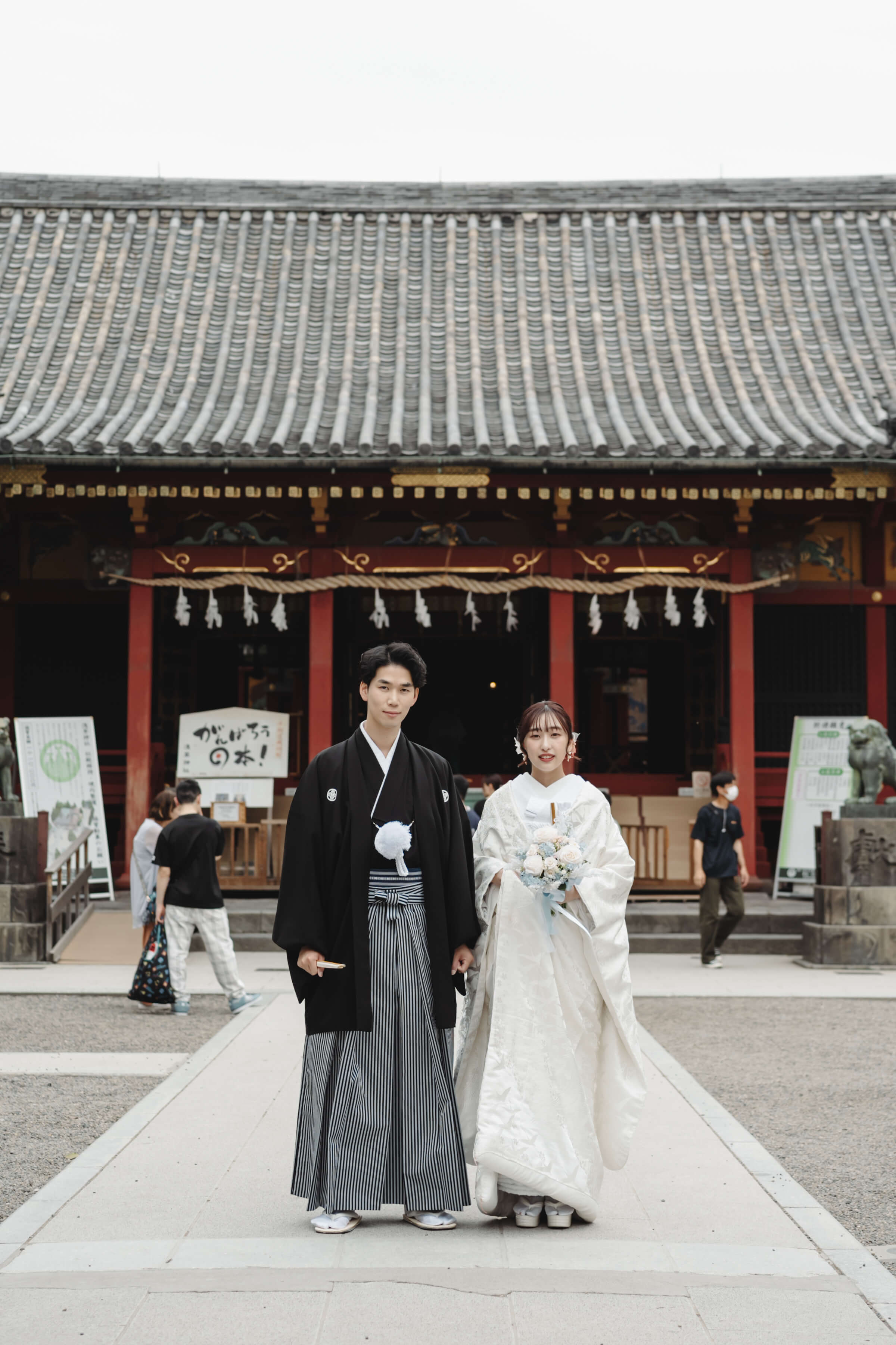 浅草神社でご結婚式を挙げられた新郎新婦様