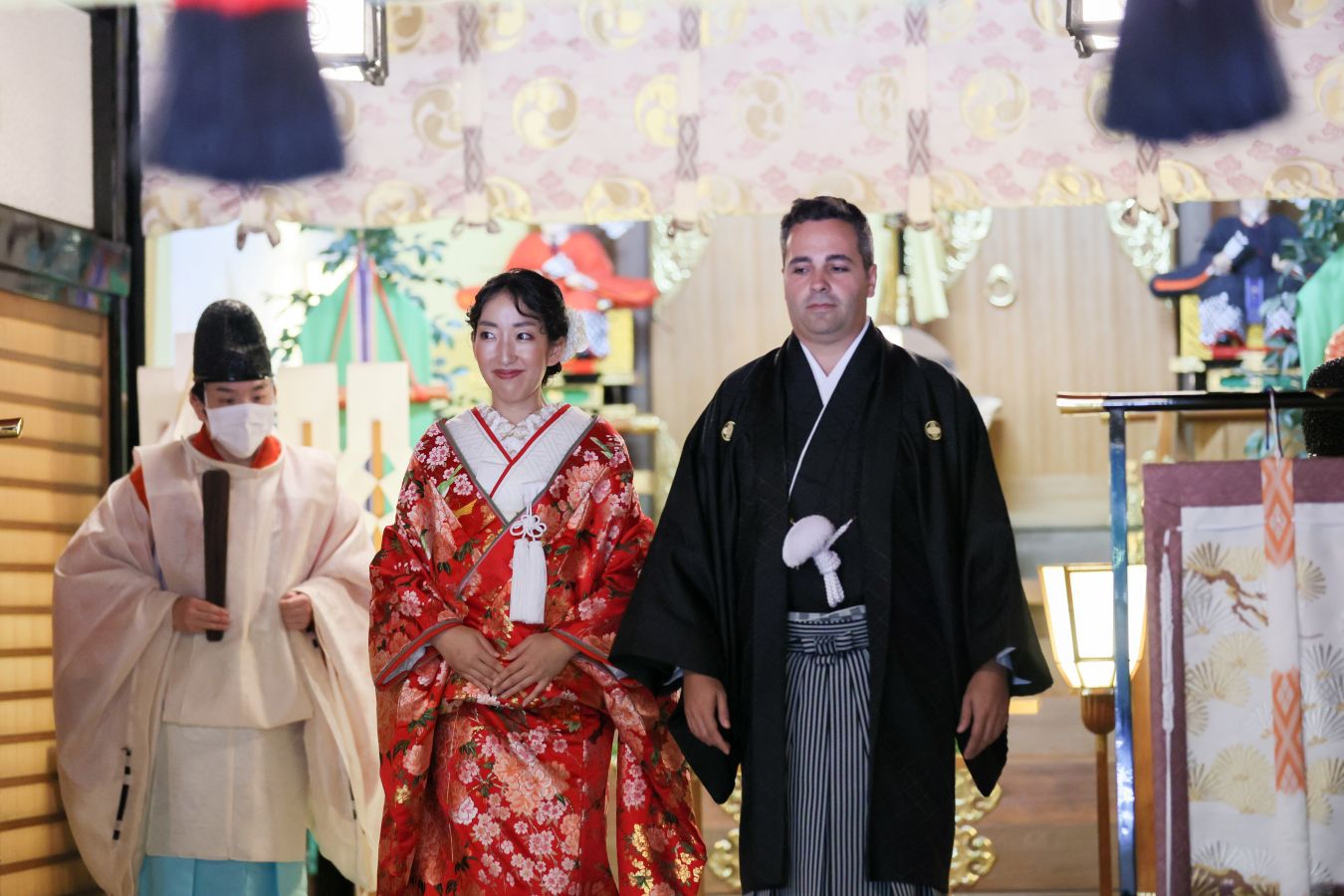 代々木八幡宮で挙げられた新郎新婦様のお写真