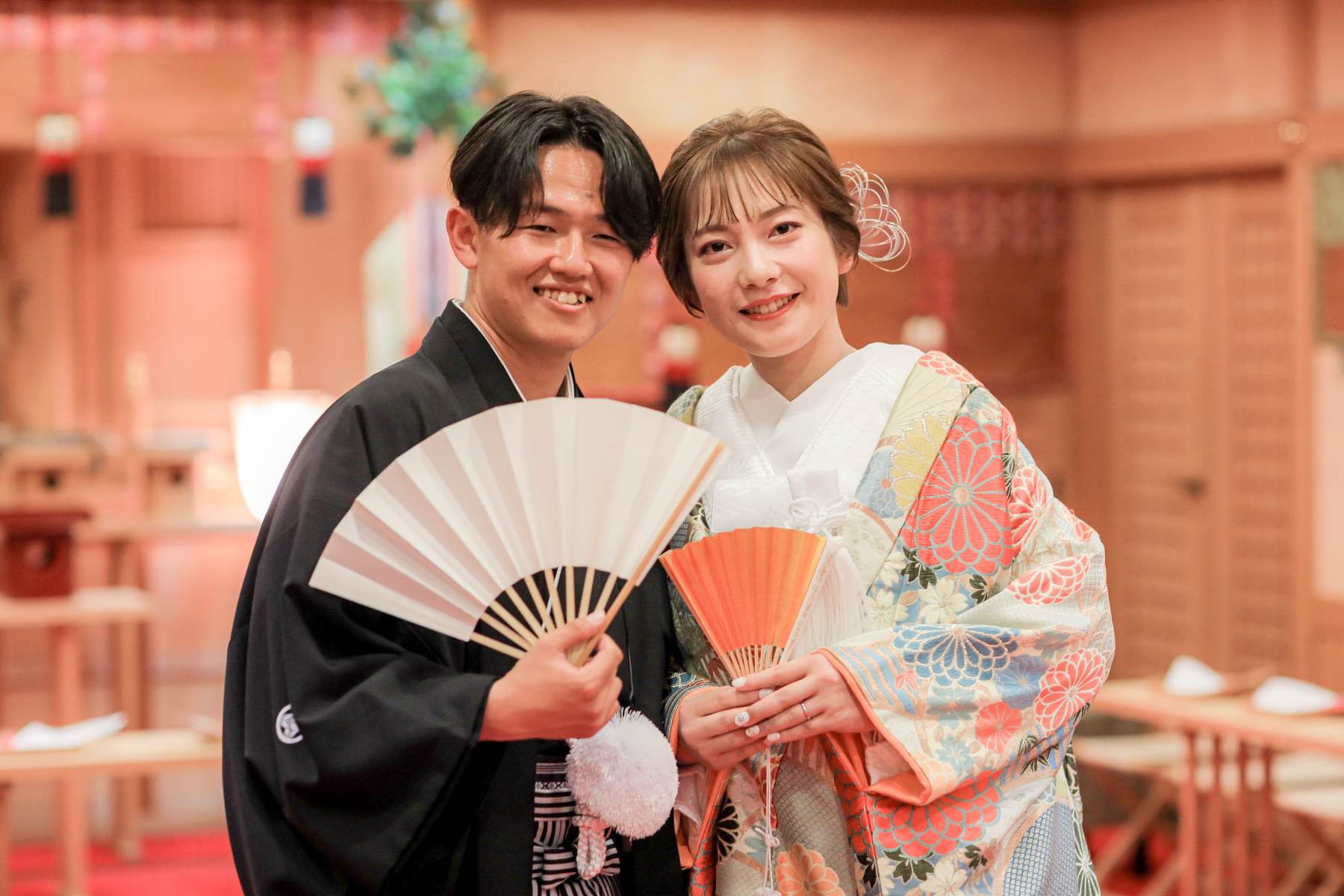 扇子を使った写真