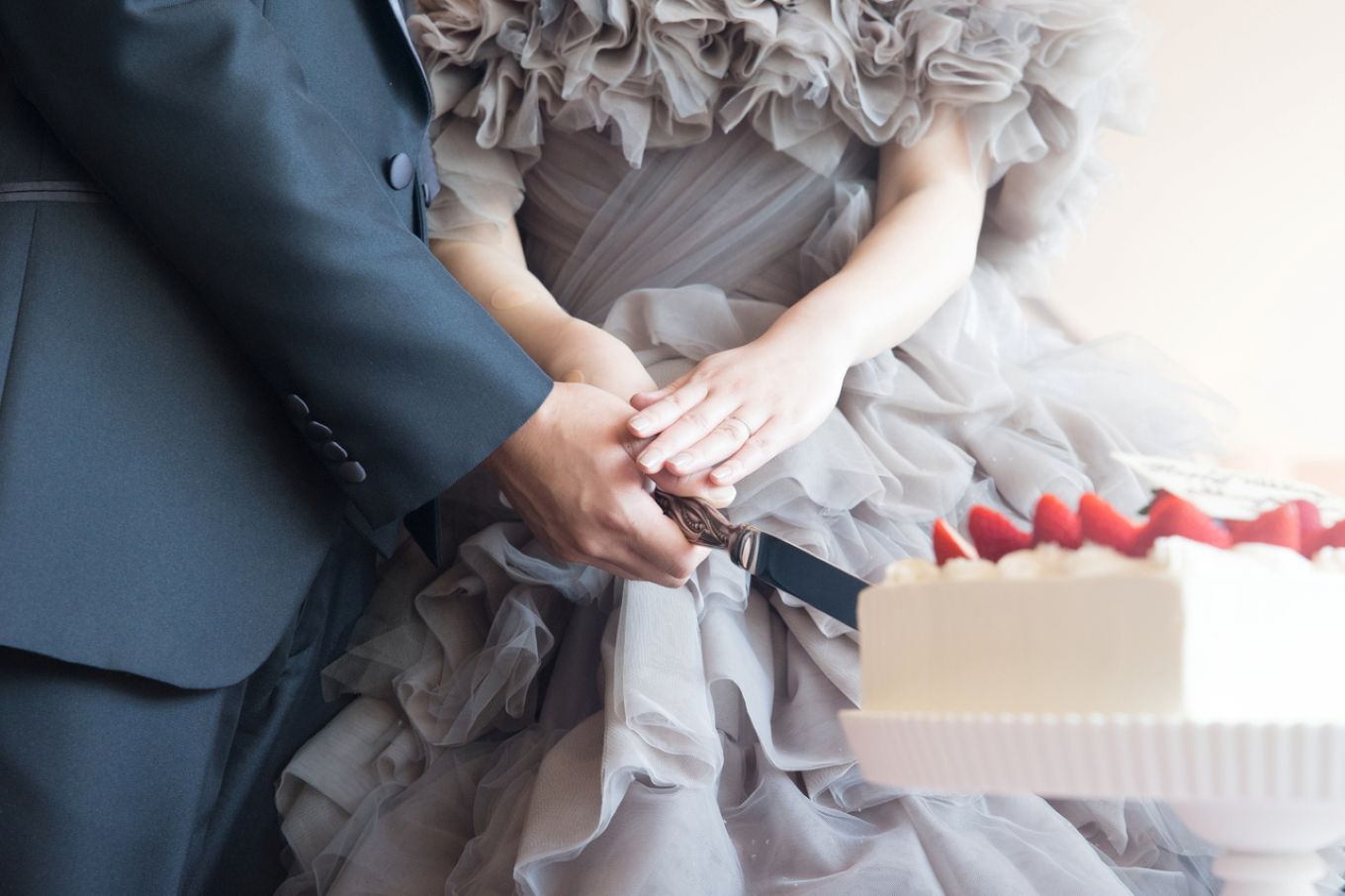 サバティーニでのケーキ入刀