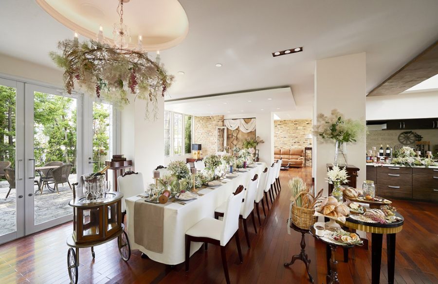 貸切ガーデン×レストランでアットホームなプライベート婚