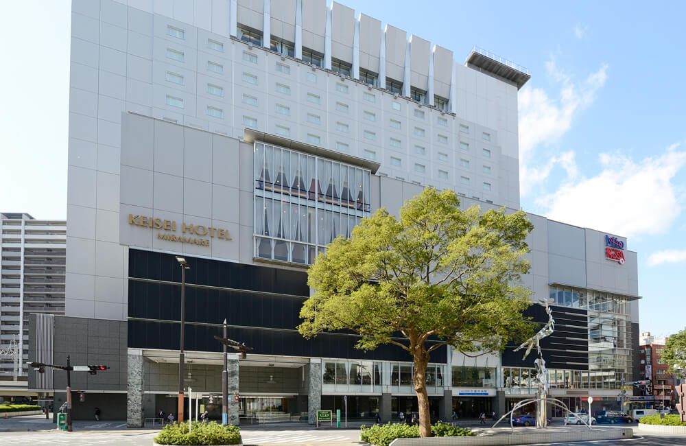 ホテルミラマーレの外観