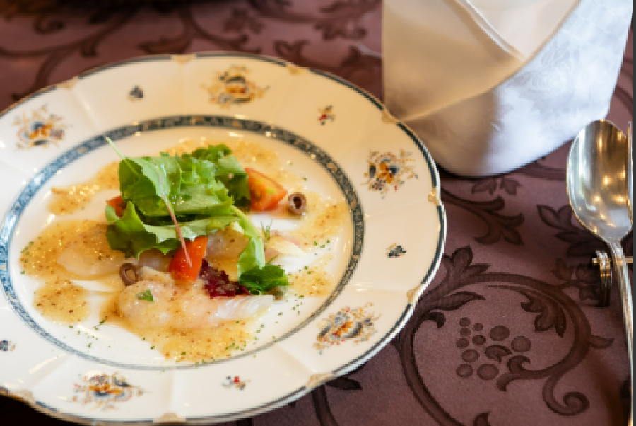 ■本格的なイタリアンに和を融合させた独自のイタリア料理/厳選された素材の旨味を引き出し、彩り豊かな旬な食材が目や舌を楽しませてくれます