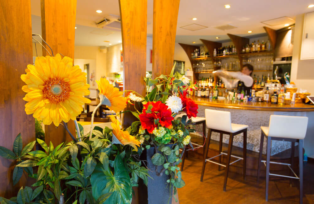 Dining&Bar Cheers（チアーズ）