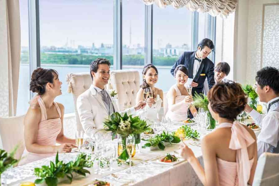 ご人数様に合わせた完全貸切披露宴会場～東京湾一望会場も有～