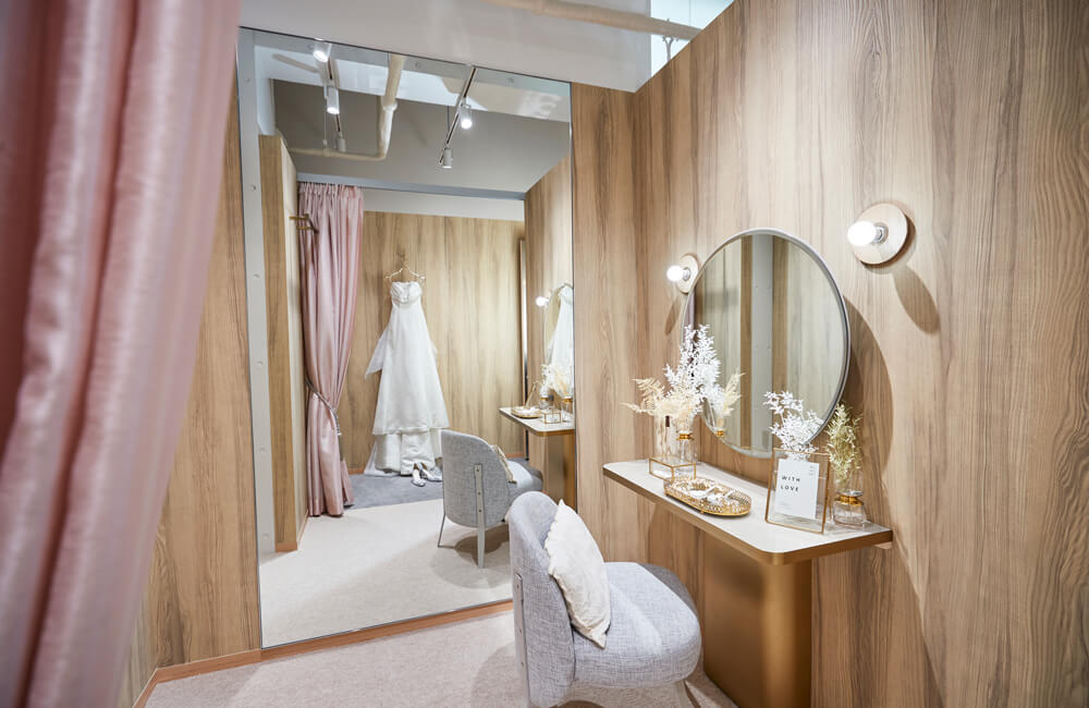 フィッティングルーム