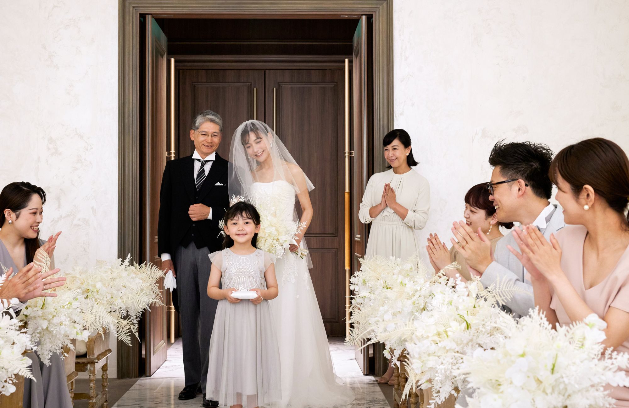 小さな結婚式 大阪ハービスENTチャペル