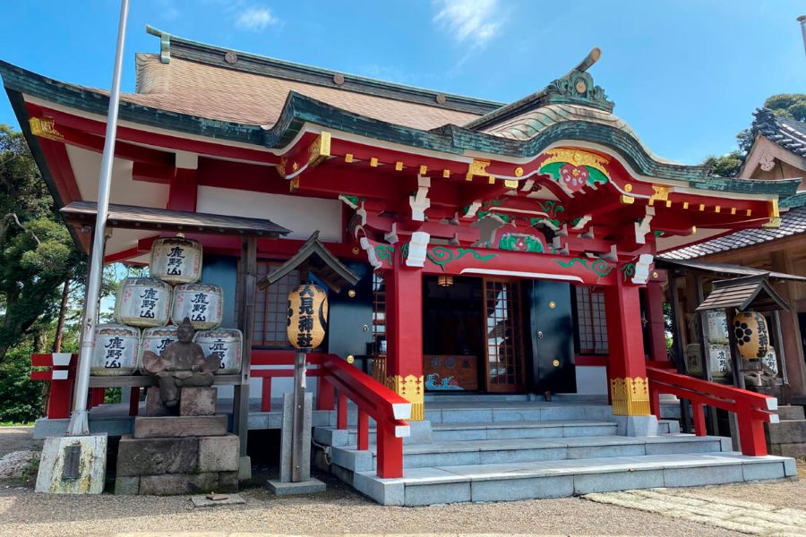「海上安全の守護神」として地元で親しまれ、格式ある神社で特別な和婚が叶います。