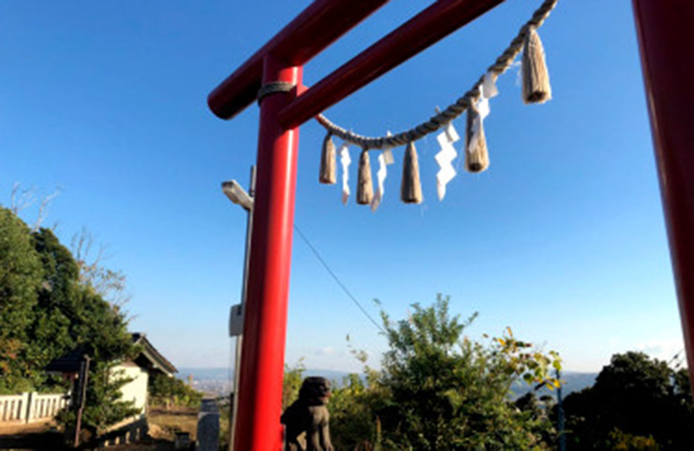 人見神社