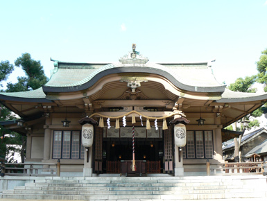 坐摩神社