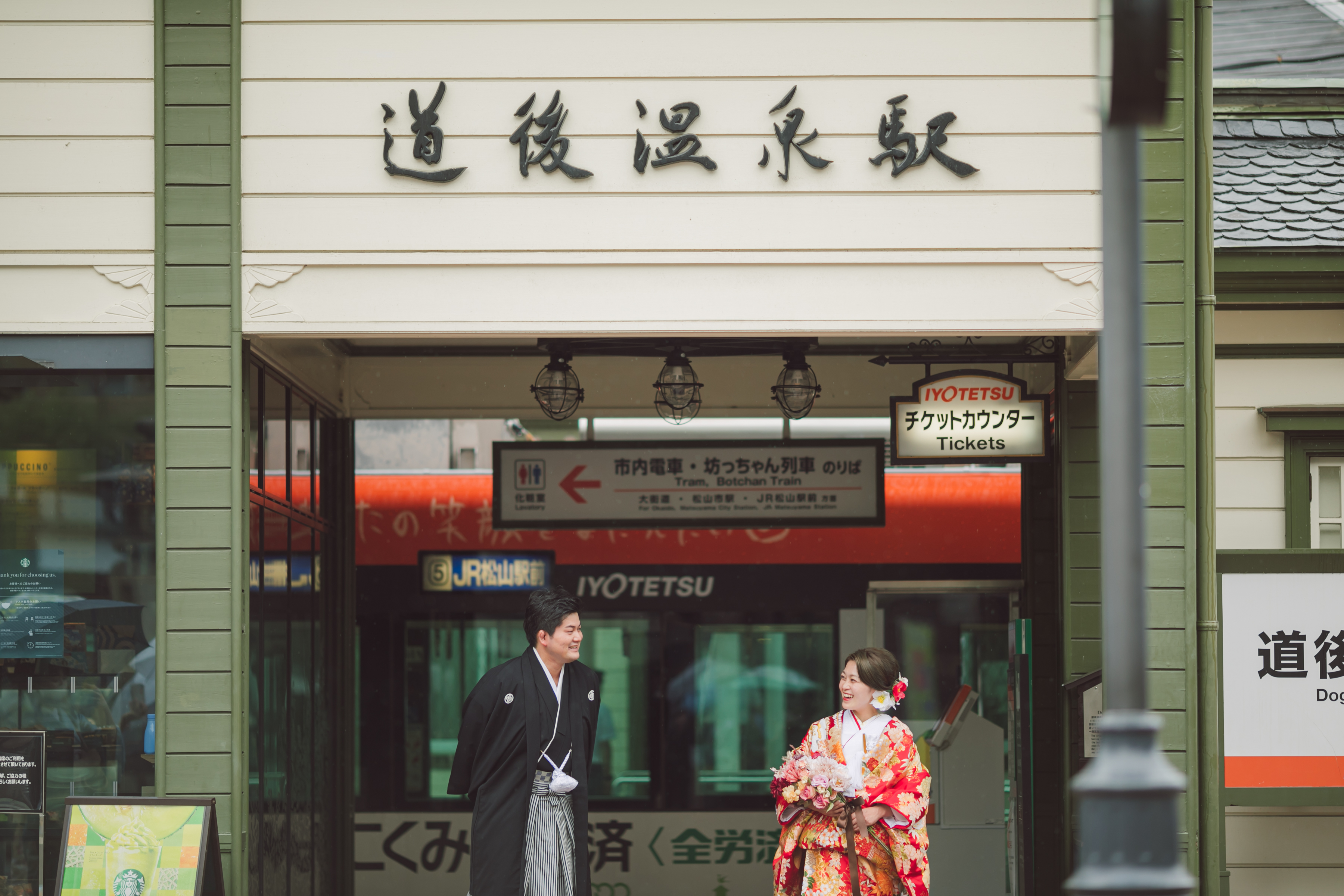 観光地道後に近く、風情と歴史を感じられる、和婚にふさわしいロケーション撮影も素敵！