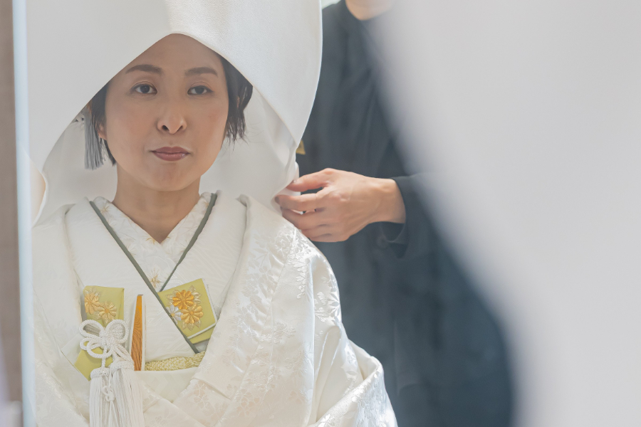 神社にはお支度室を完備。プランナー、美容師、カメラマンが同行するので安心