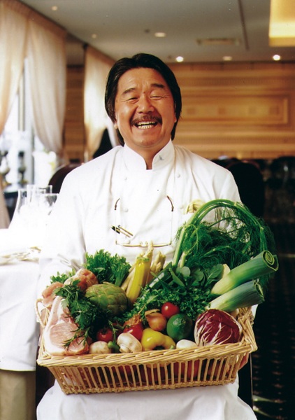 ９０年代に「料理の鉄人」で一世を風靡した坂井宏行シェフのお店