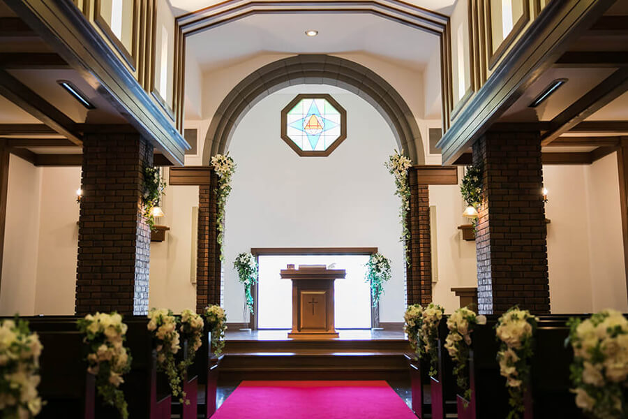 レトロでクラシカルなチャペル