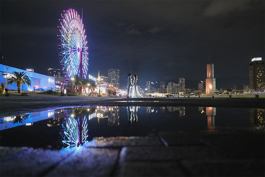 ライトアップされた神戸でのロケーション撮影。