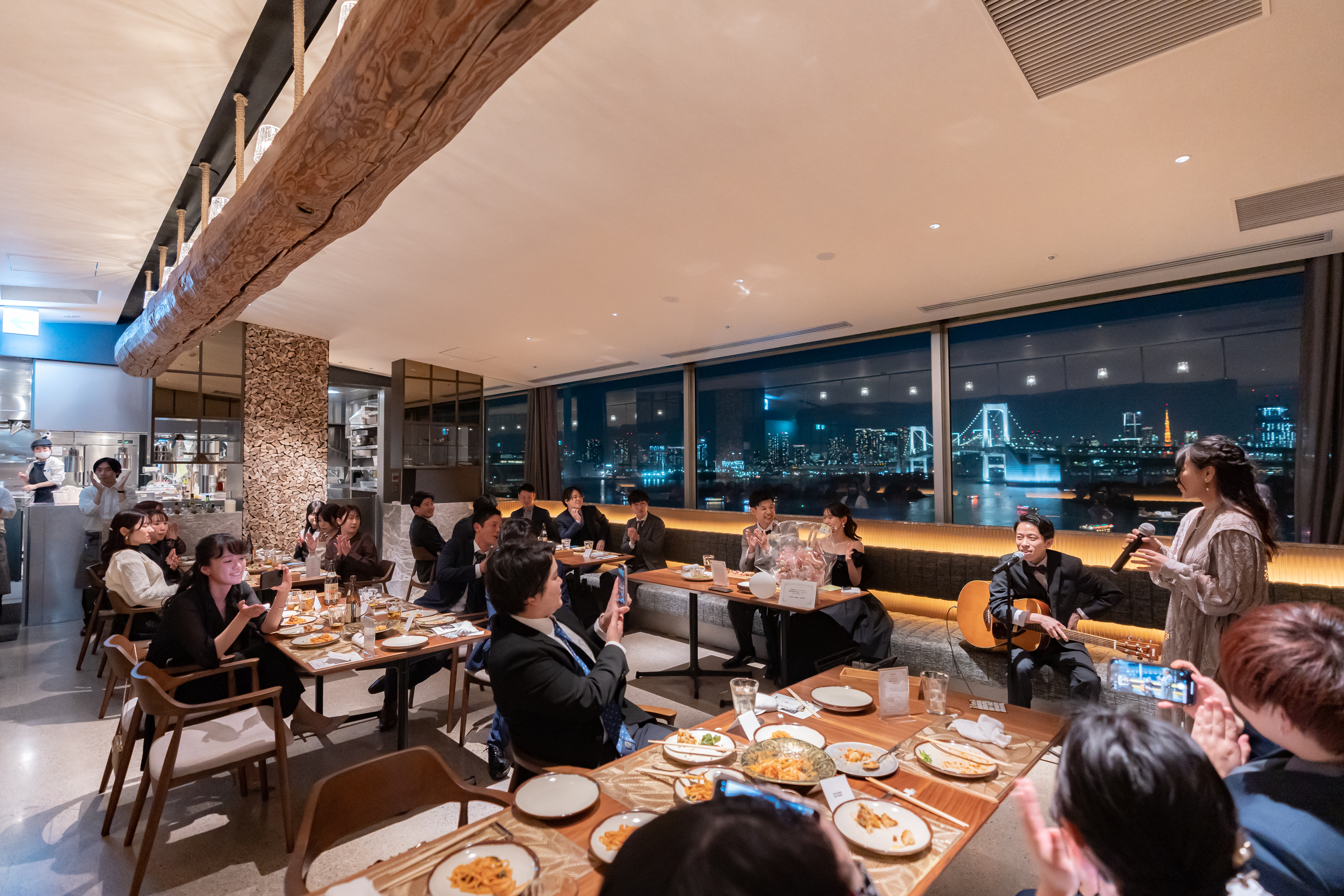 自社でレストランも運営しているため、移動が少なく安心！！