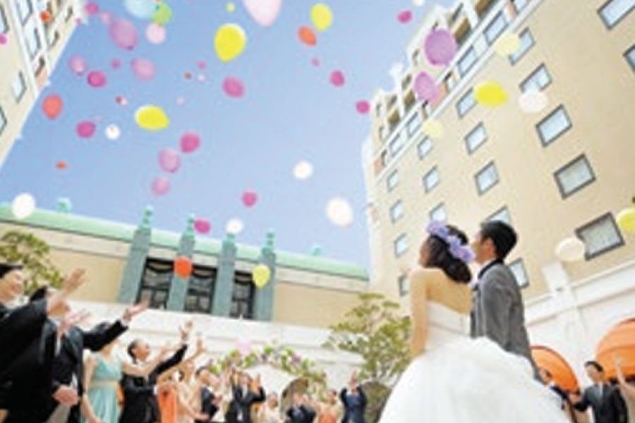 中庭の独創的空間を完全貸切にてご提供