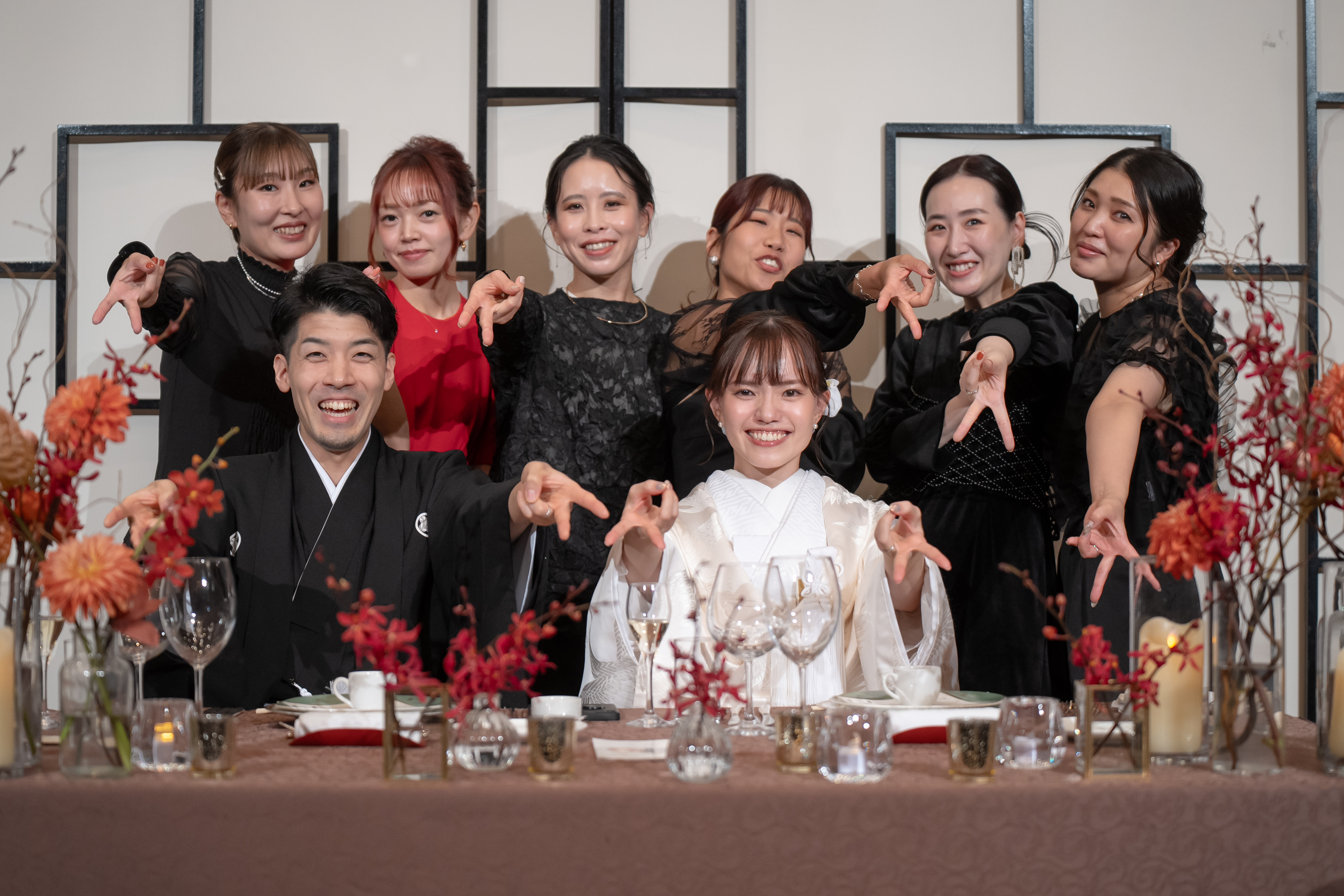 挙式後の会食・パーティー会場の提携先も豊富にご用意しています。 少人数会食から、ご友人をたくさん招いた賑やかなパーティーまで、ご希望のスタイルに合わせたおもてなしが可能です。