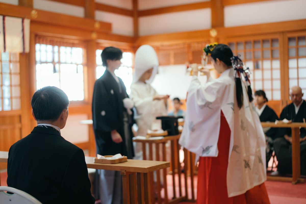 川原神社