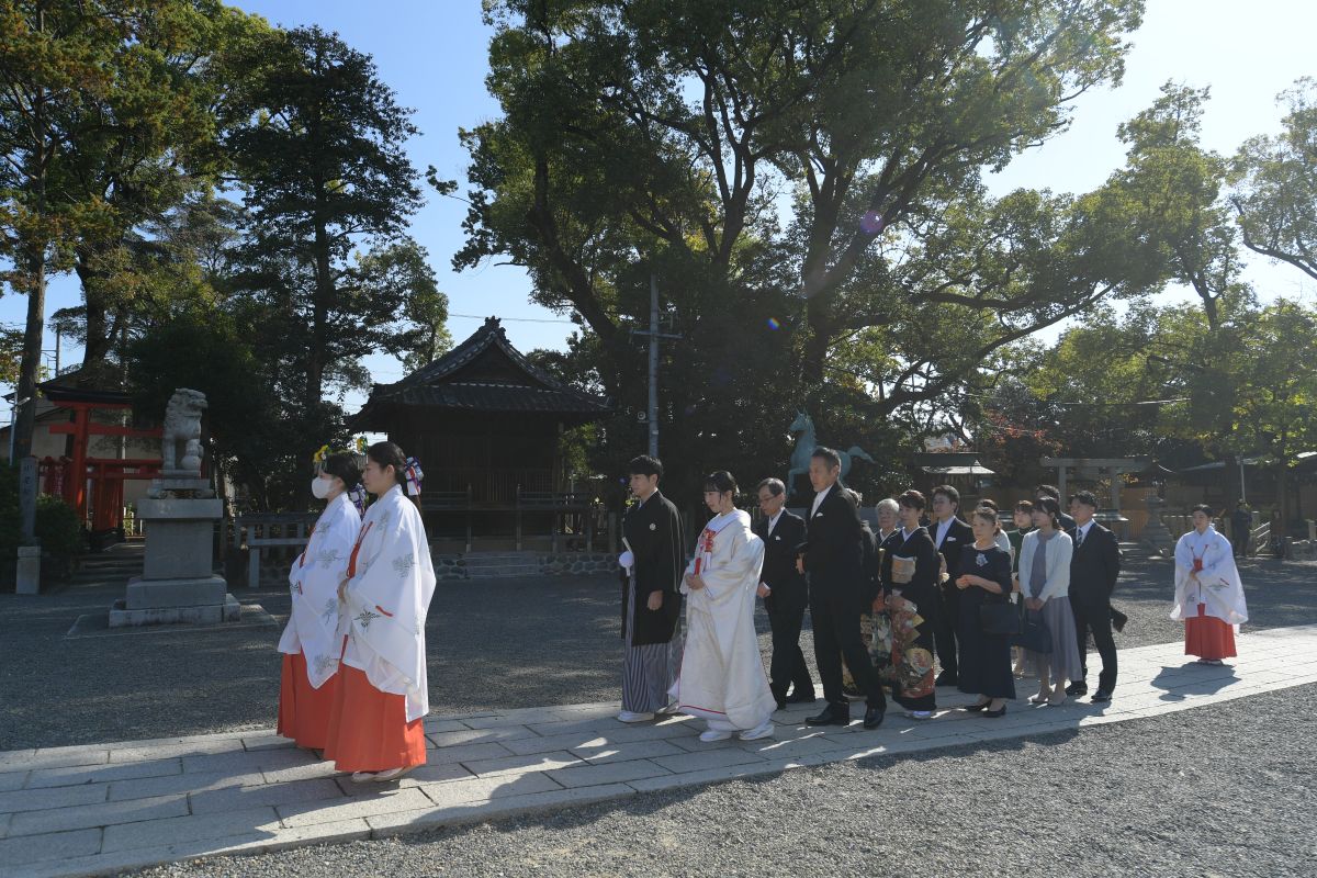 川原神社