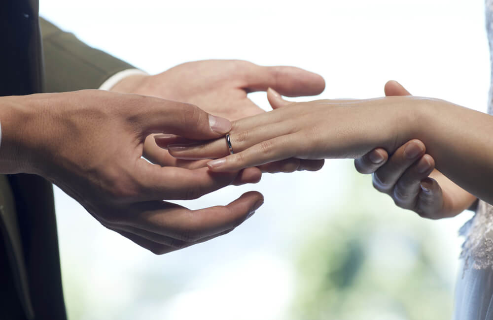 小さな結婚式 沖縄イル・ド・レ チャペル（ブルーインフィニティー）