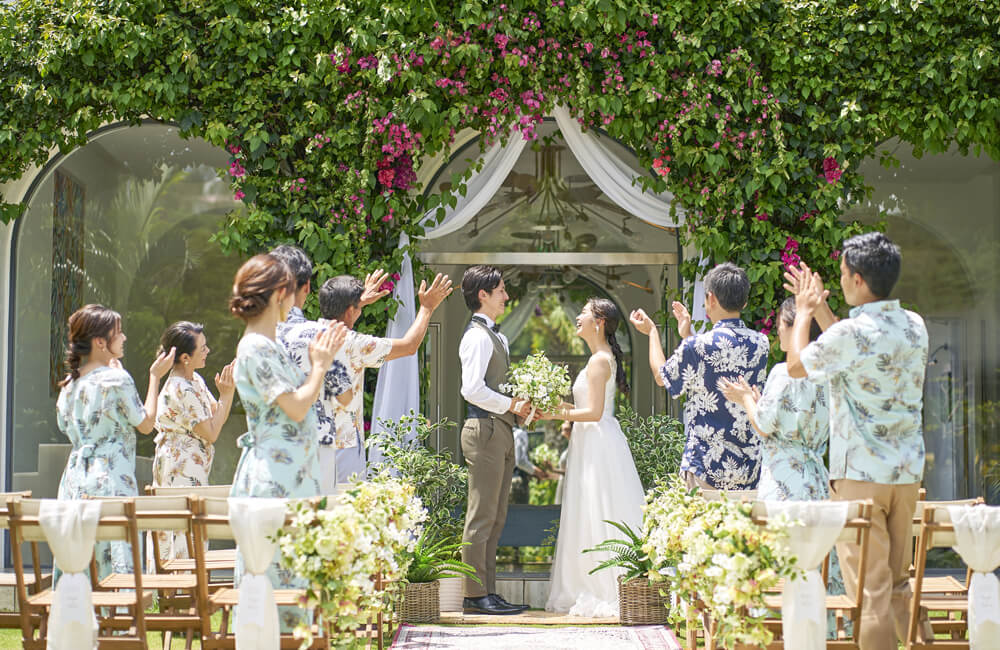 小さな結婚式 沖縄イル・ド・レ チャペル（ブルーインフィニティー）