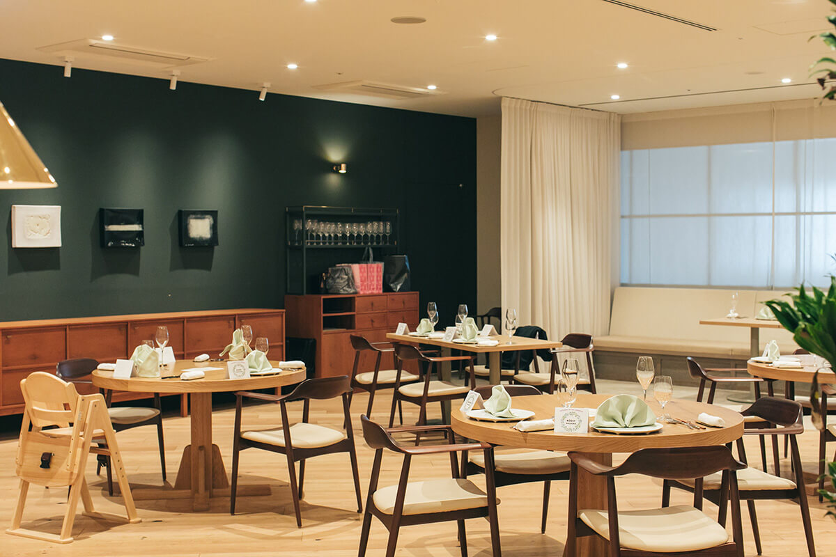 レストラン全体