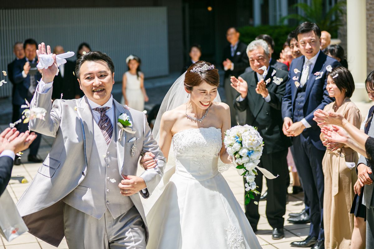 フラワーシャワー