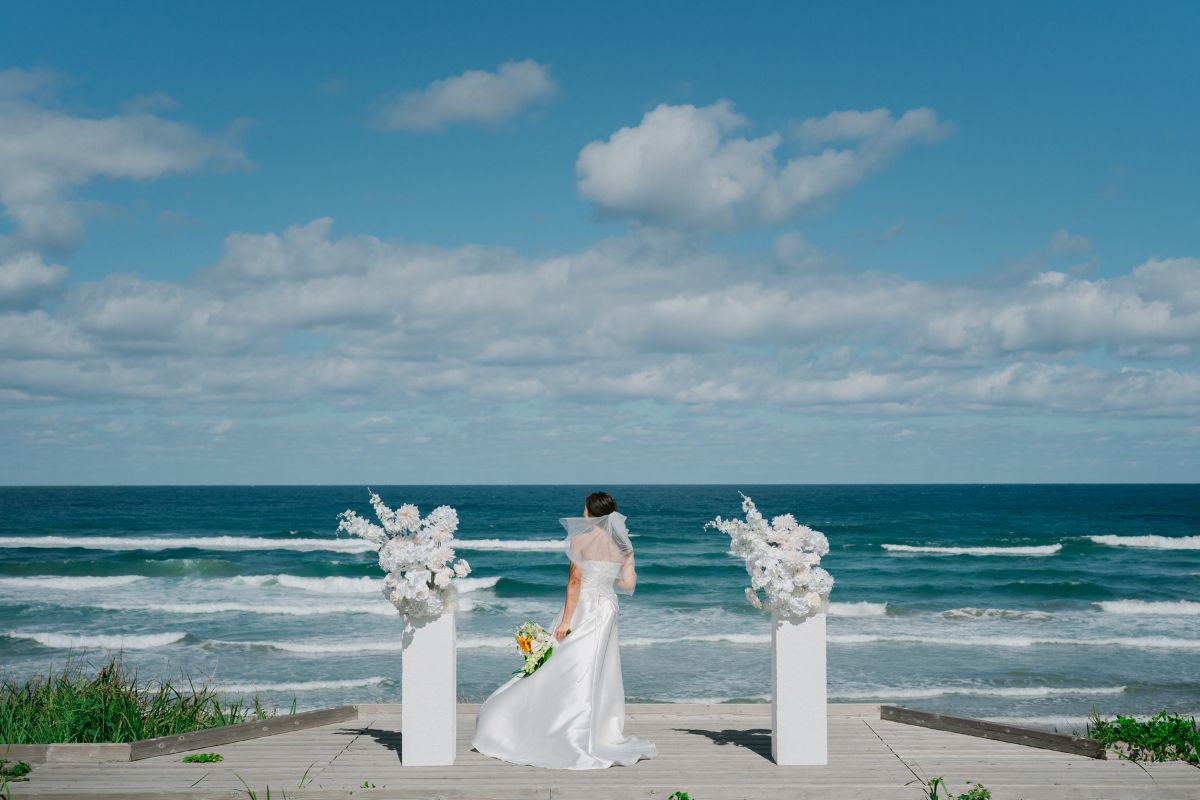 日本海と新婦