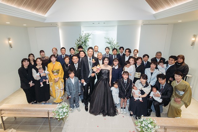 小さな結婚式松山店　集合写真