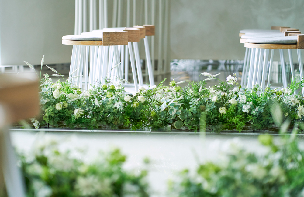 バージンロードと装花