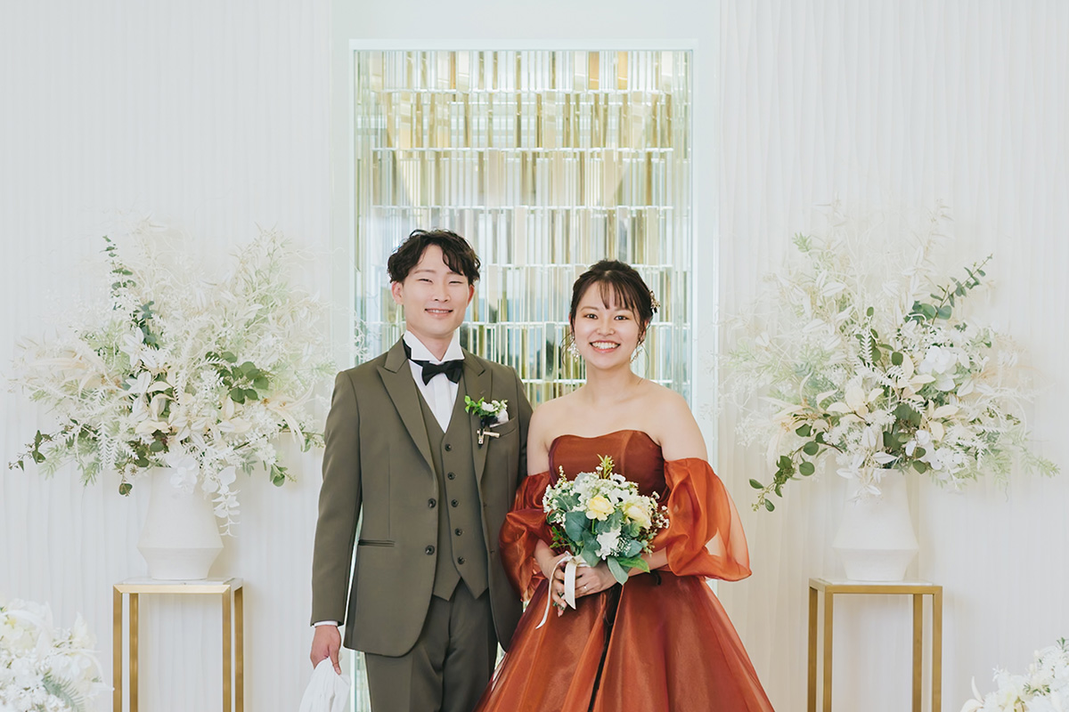 ホワイトカラーのチャペルでナチュラルな雰囲気の撮影も◎