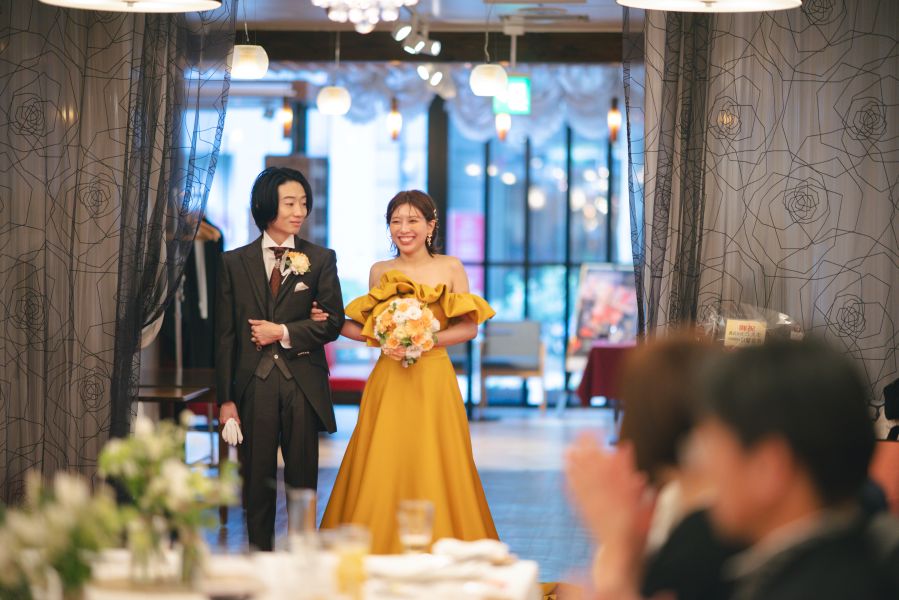 【お色直し付】ドレス２着／挙式＋１０名様ご会食