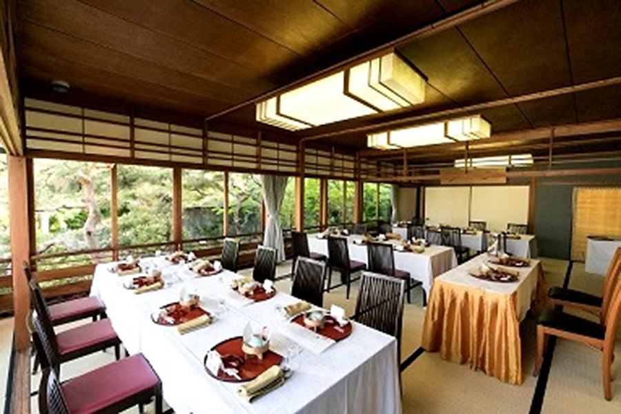 宇多須神社の結婚式＋会食6名様