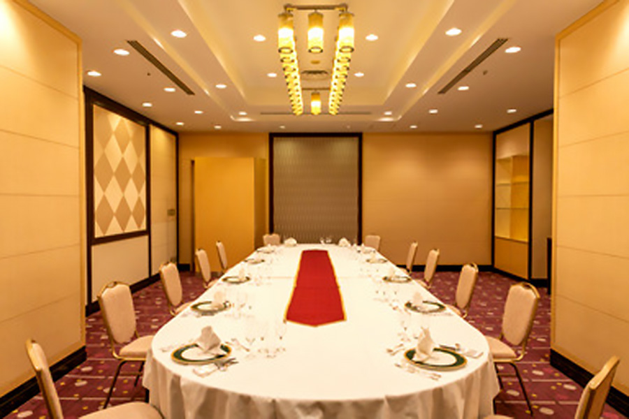 八剱八幡神社の結婚式＋会食6名様