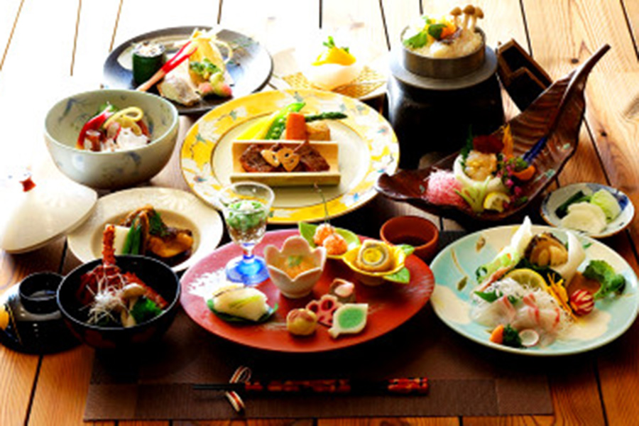 今治城内鎮座 吹揚神社の結婚式＋会食6名様