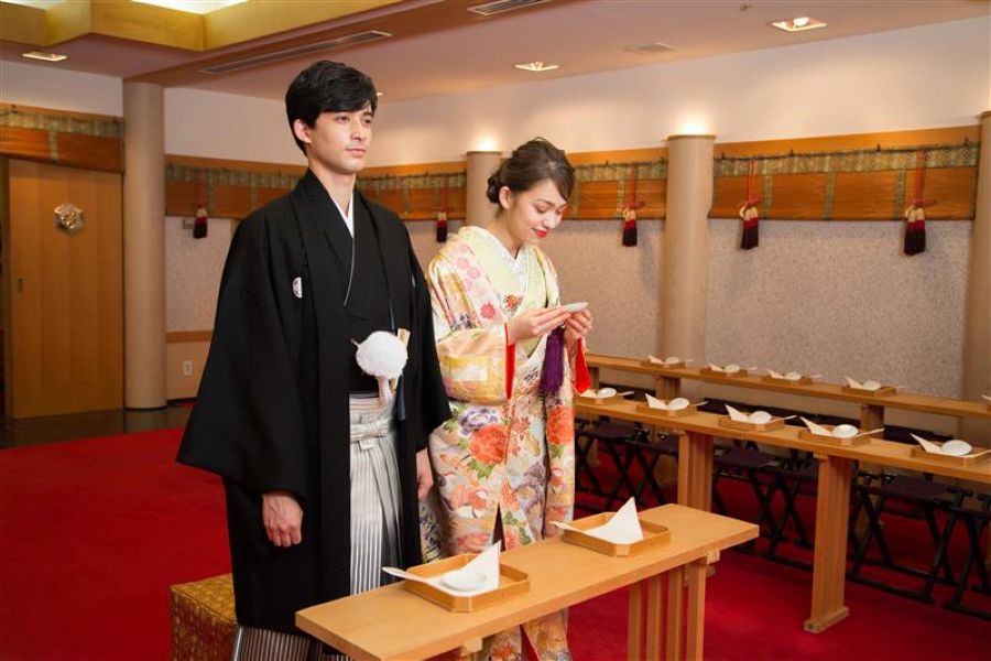 和装挙式(神殿)＋6名会食