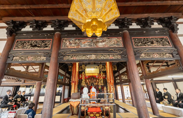 挙式料金9万5000円（税込）＋初穂料10万円で叶う、小さな結婚式の神社挙式