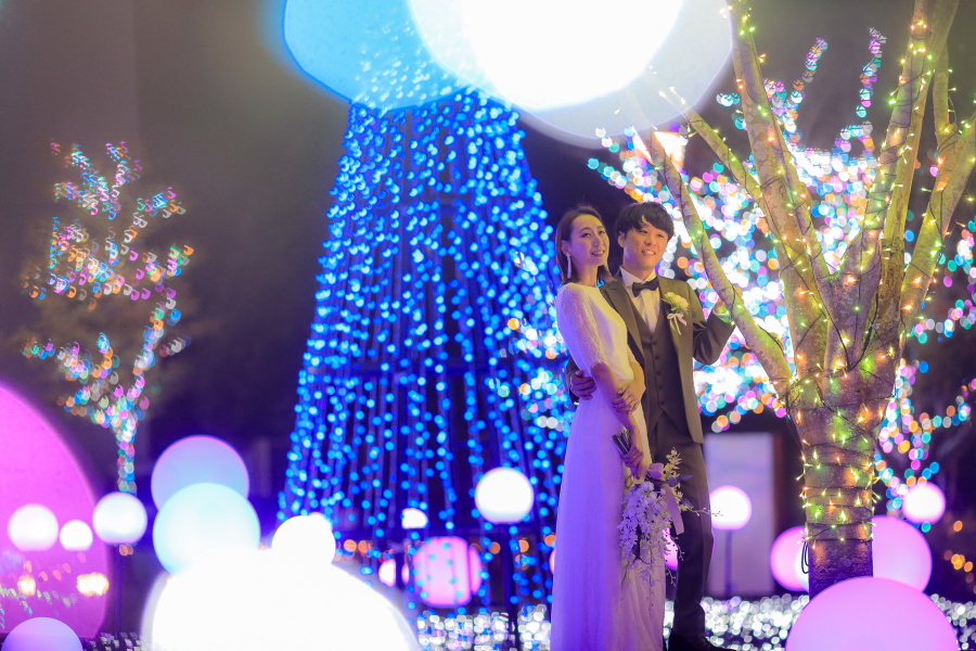 イルミネーション（洋装）